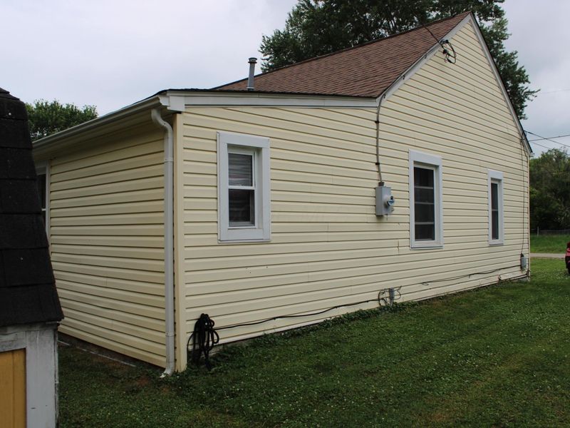576 Willow Street , Lancaster, OH 43130 Photo 4