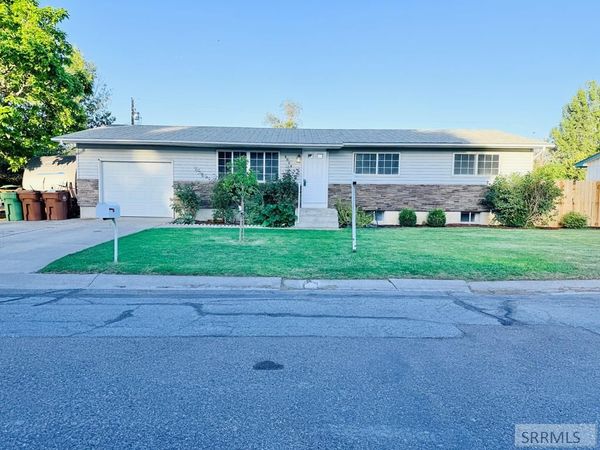 4864 Joy, CHUBBUCK, ID 83202