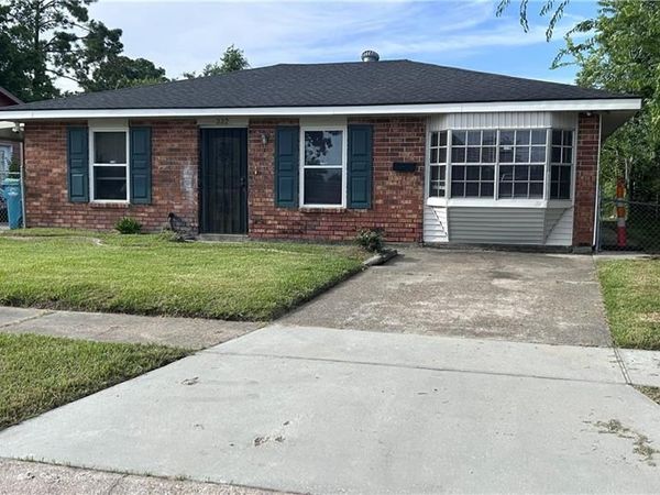 332 DELEGATE Drive, Avondale, LA 70094