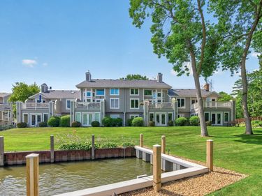 1760 Commerce Boulevard, Mound, MN 55364