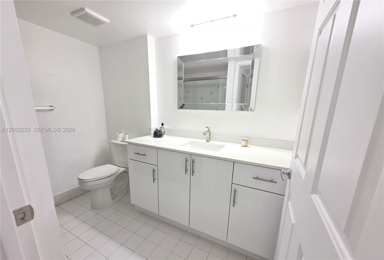 2620 S University Dr, Unit 111, Davie, FL 33328 Photo
