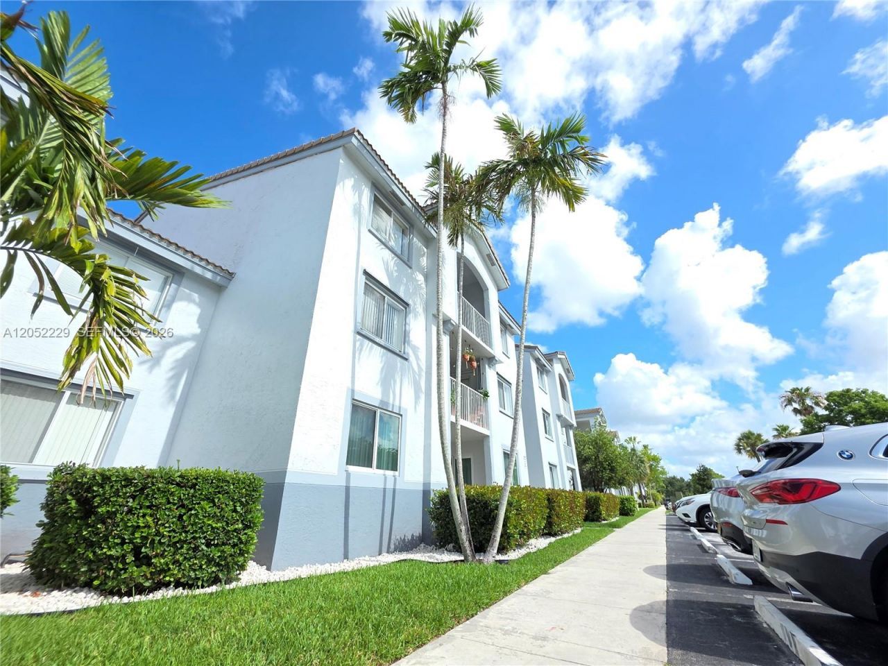 2620 S University Dr, Unit 111, Davie, FL 33328 Photo