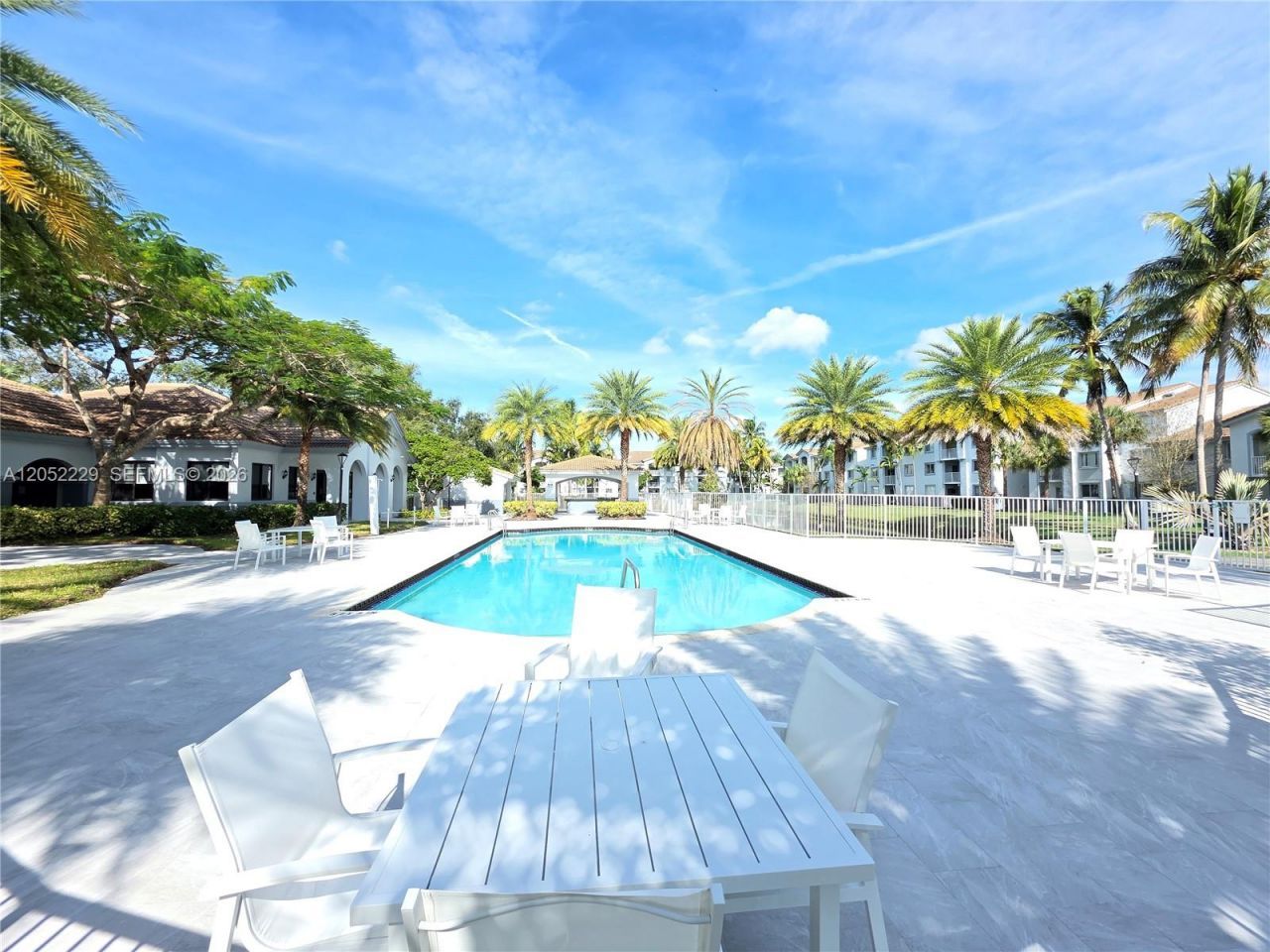 2620 S University Dr, Unit 111, Davie, FL 33328 Photo