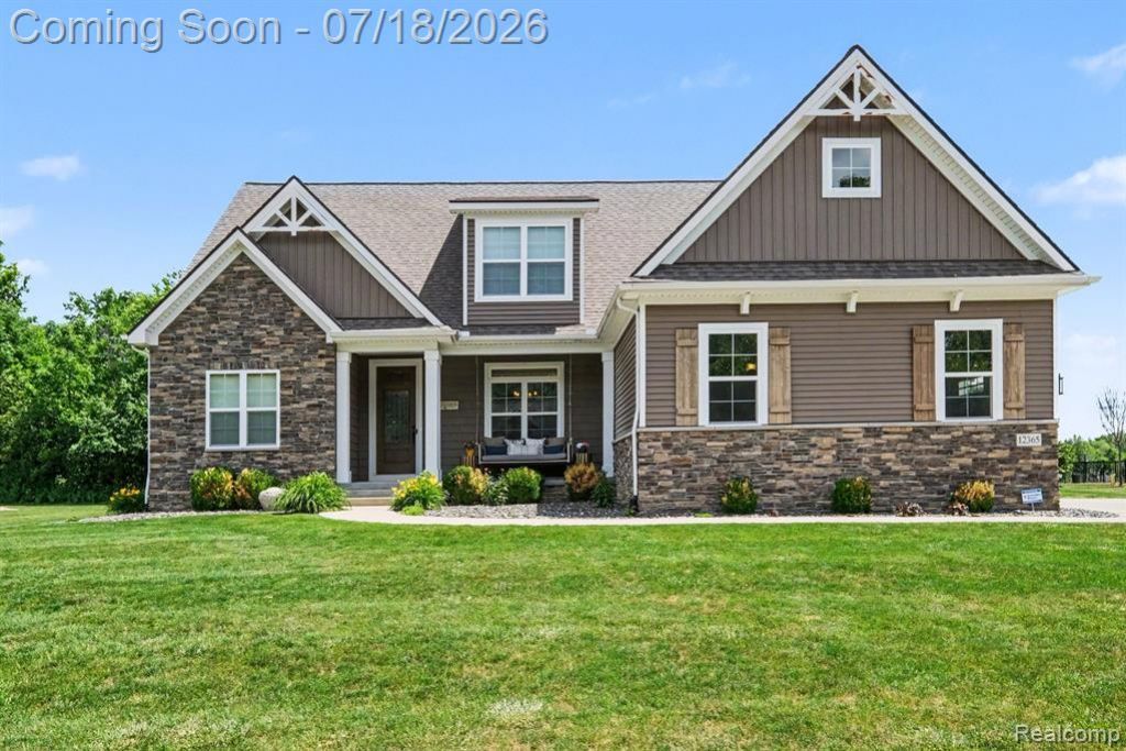 12365 Sugar Maple Drive, Fenton Township, MI 48430 Main Photo