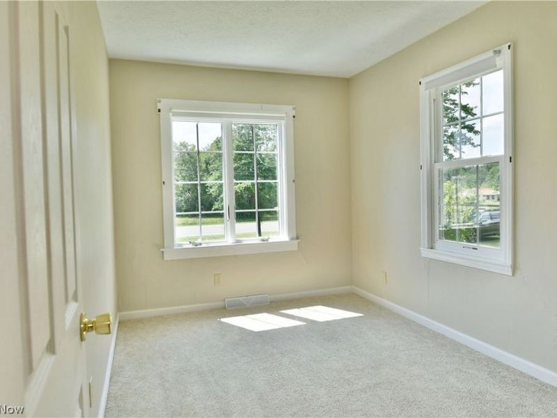 6470 Mahoning Avenue NW, Champion, OH 44481 Photo 30