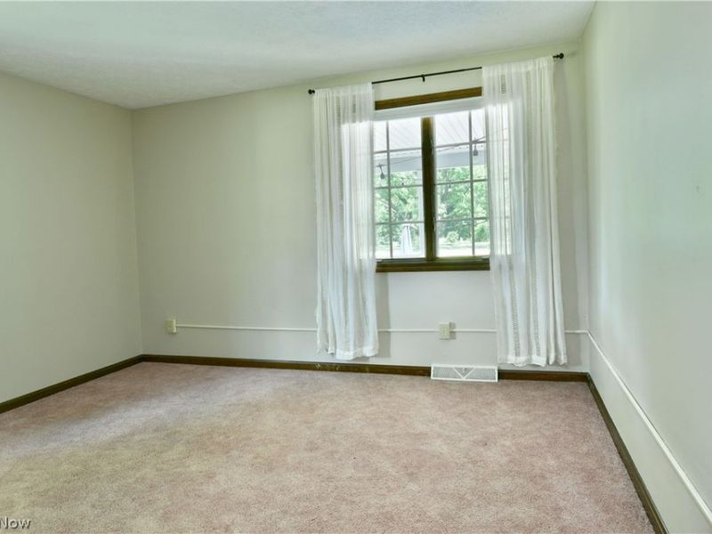 6470 Mahoning Avenue NW, Champion, OH 44481 Photo 31