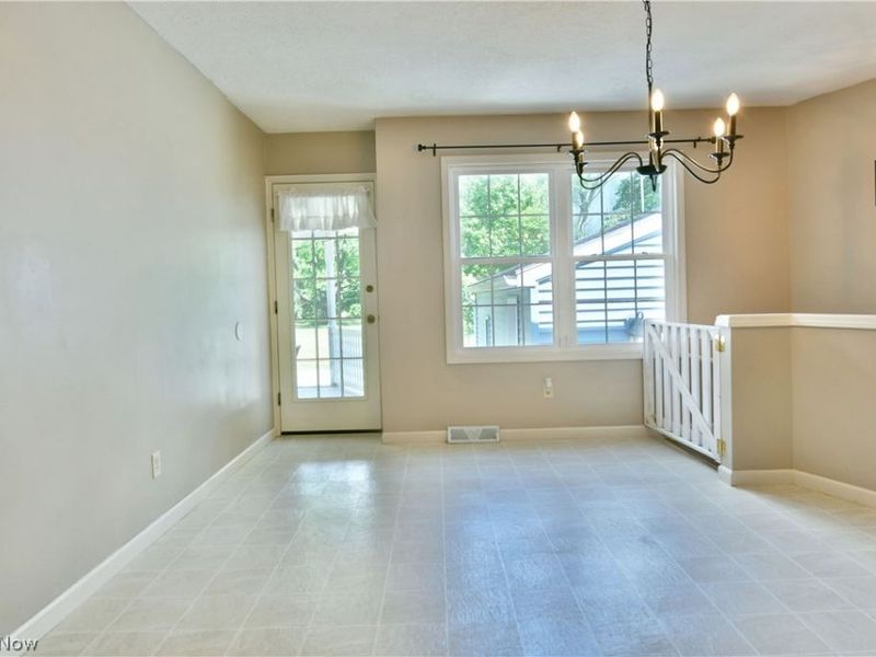 6470 Mahoning Avenue NW, Champion, OH 44481 Photo 38