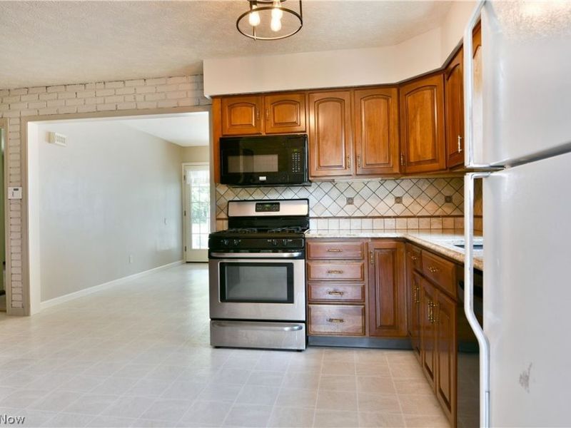 6470 Mahoning Avenue NW, Champion, OH 44481 Photo 42
