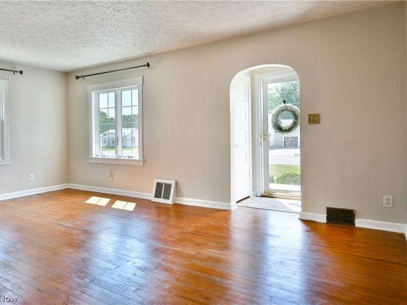 6470 Mahoning Avenue NW, Champion, OH 44481 Photo 45