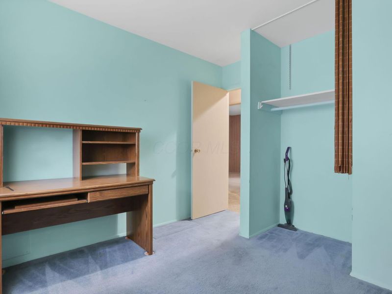 3882 Glenfield Road, Columbus, OH 43232 Photo 18