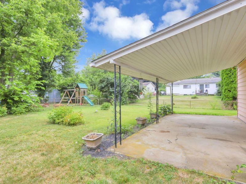 3882 Glenfield Road, Columbus, OH 43232 Photo 24