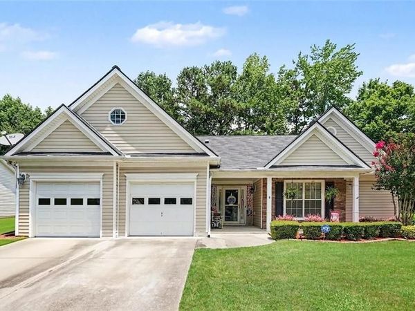 1924 Brittlebank Lane , Lawrenceville, GA 30043