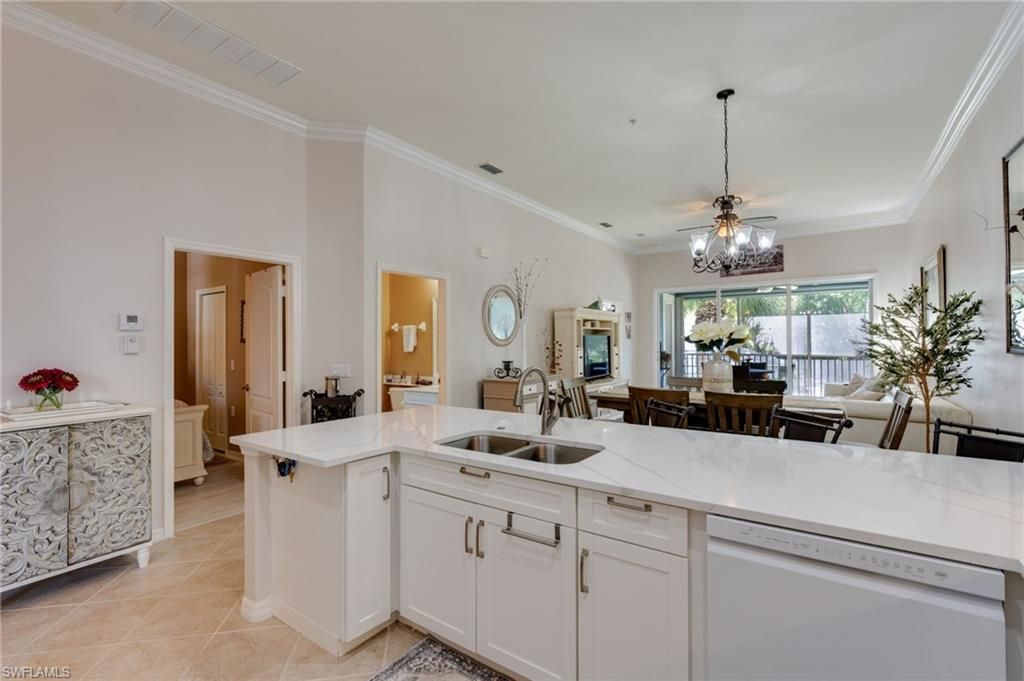 1118 Sweetwater Ln, Unit 1305, Naples, FL 34110 Photo