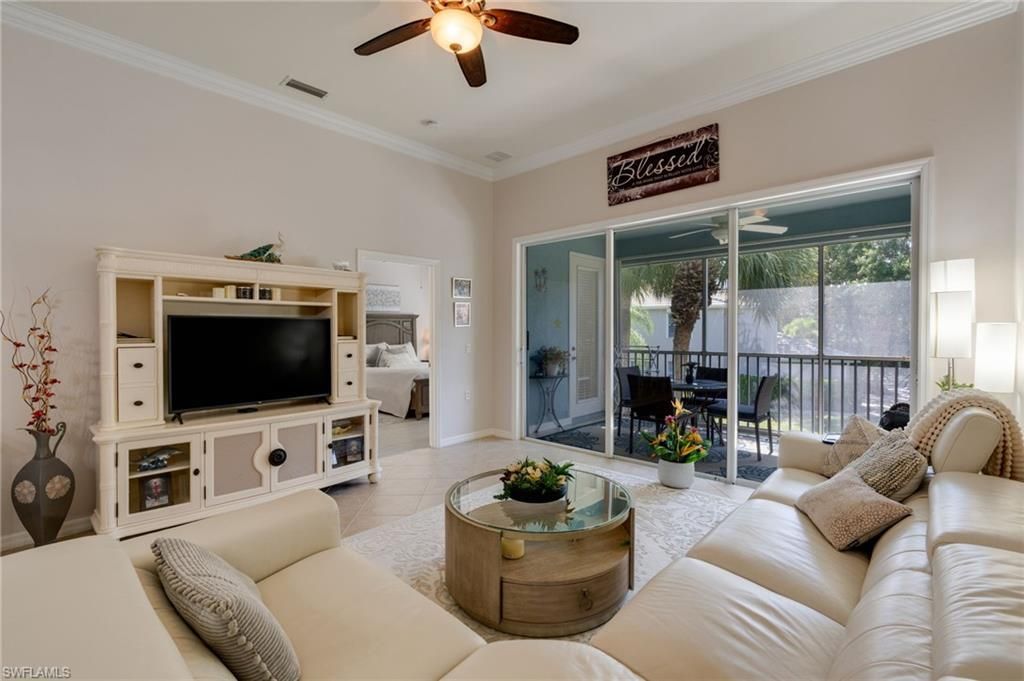 1118 Sweetwater Ln, Unit 1305, Naples, FL 34110 Photo