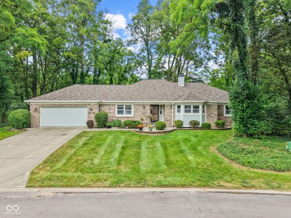 11524 Geist Woods , Indianapolis, IN 46236