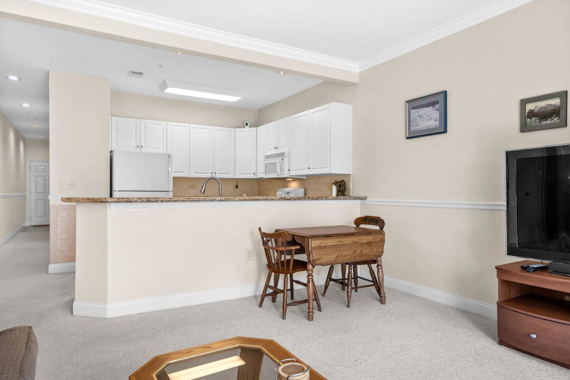 1009 World Tour Blvd. Photo 10
