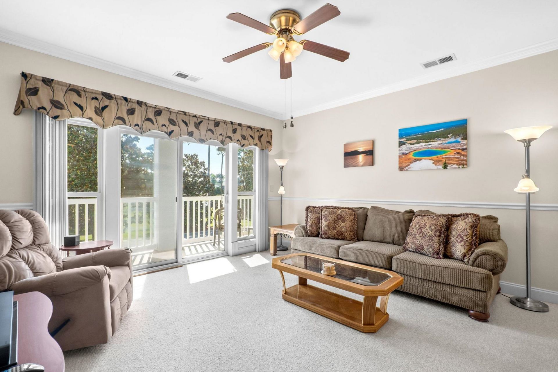 1009 World Tour Blvd. Photo 6