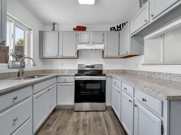 641 Carriagehouse Lane, Unit 7, Garland, TX 75040