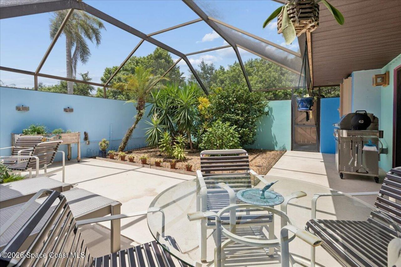 6287 N Mirror Lake Drive , Sebastian, FL 32958 Photo