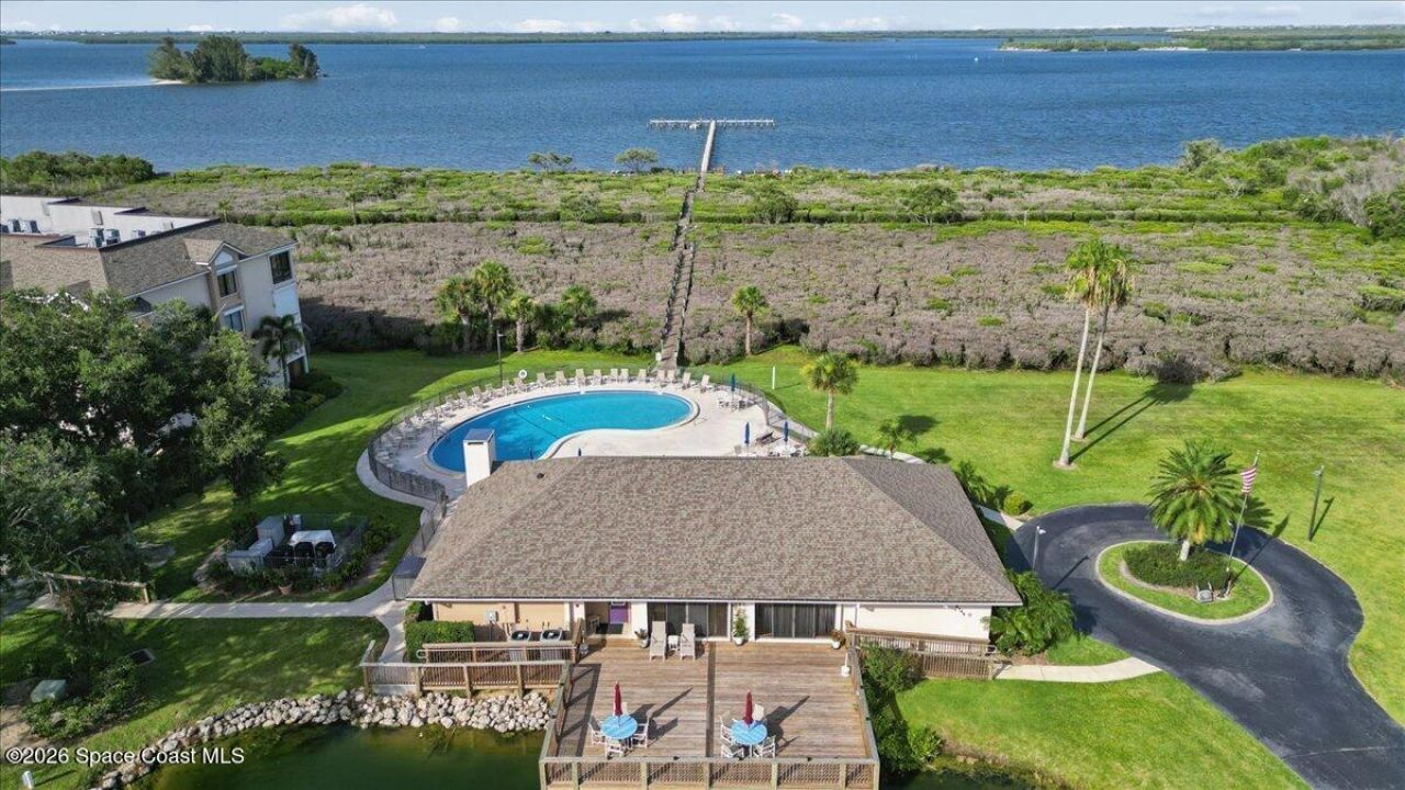 6287 N Mirror Lake Drive , Sebastian, FL 32958 Photo