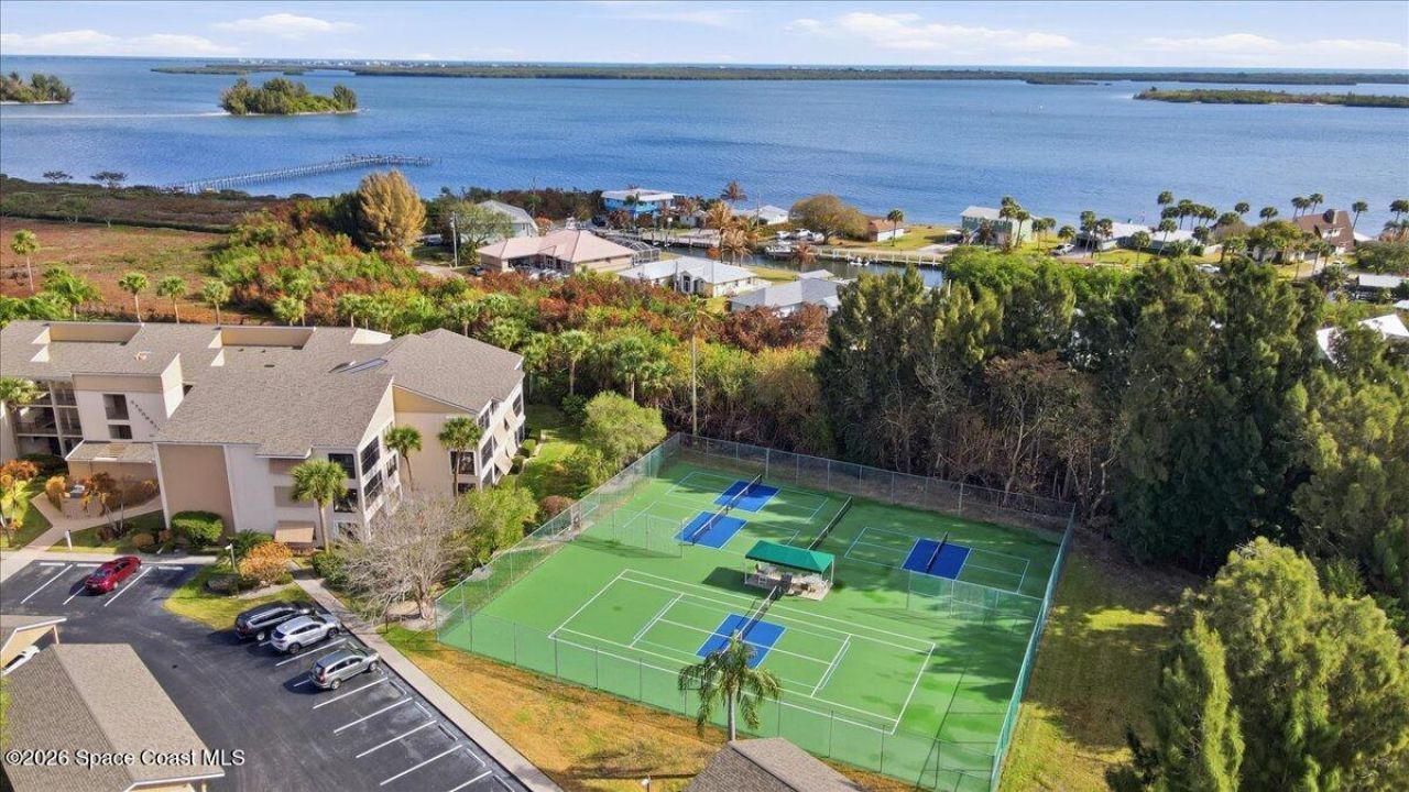 6287 N Mirror Lake Drive , Sebastian, FL 32958 Photo