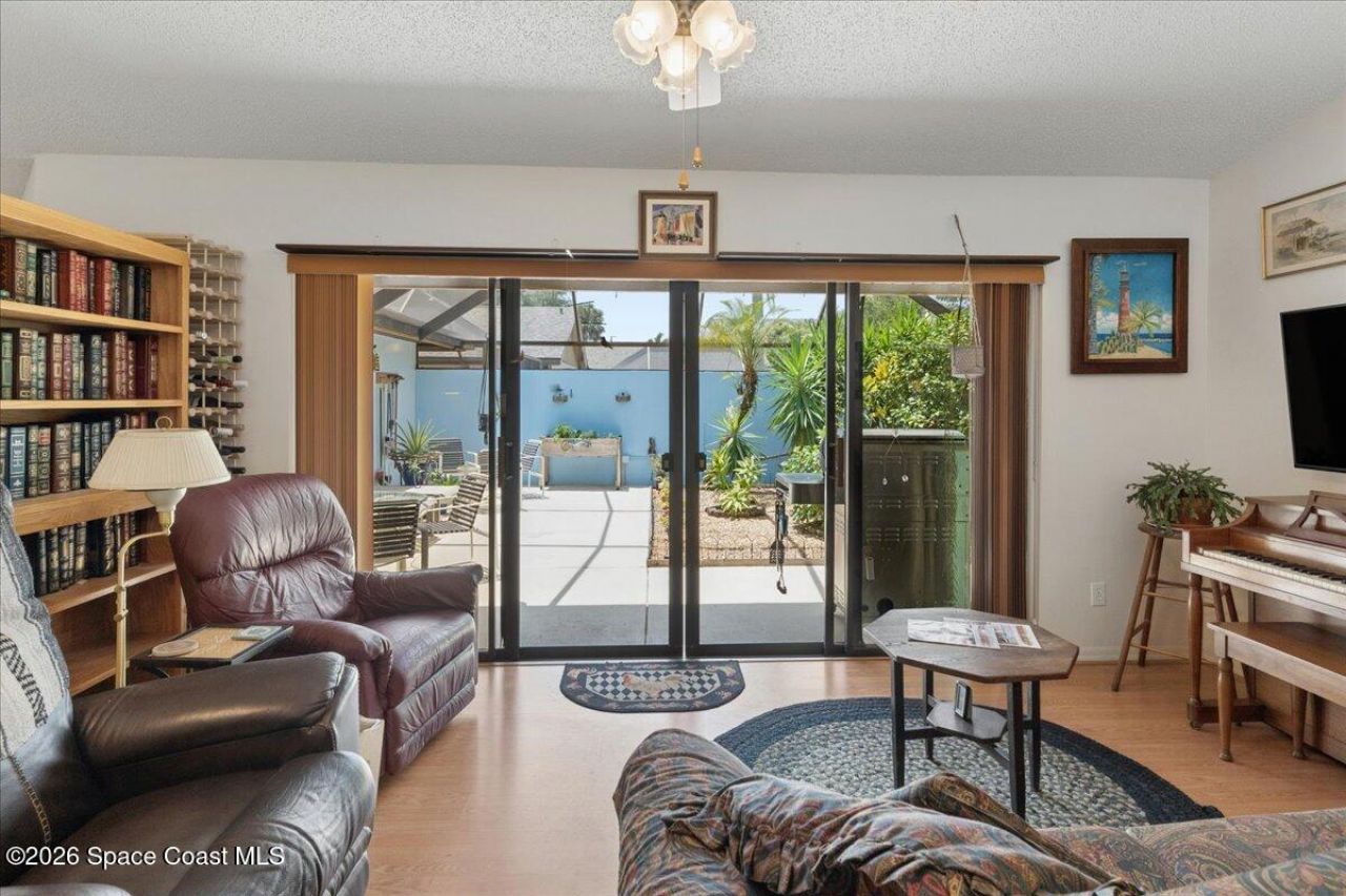 6287 N Mirror Lake Drive , Sebastian, FL 32958 Photo