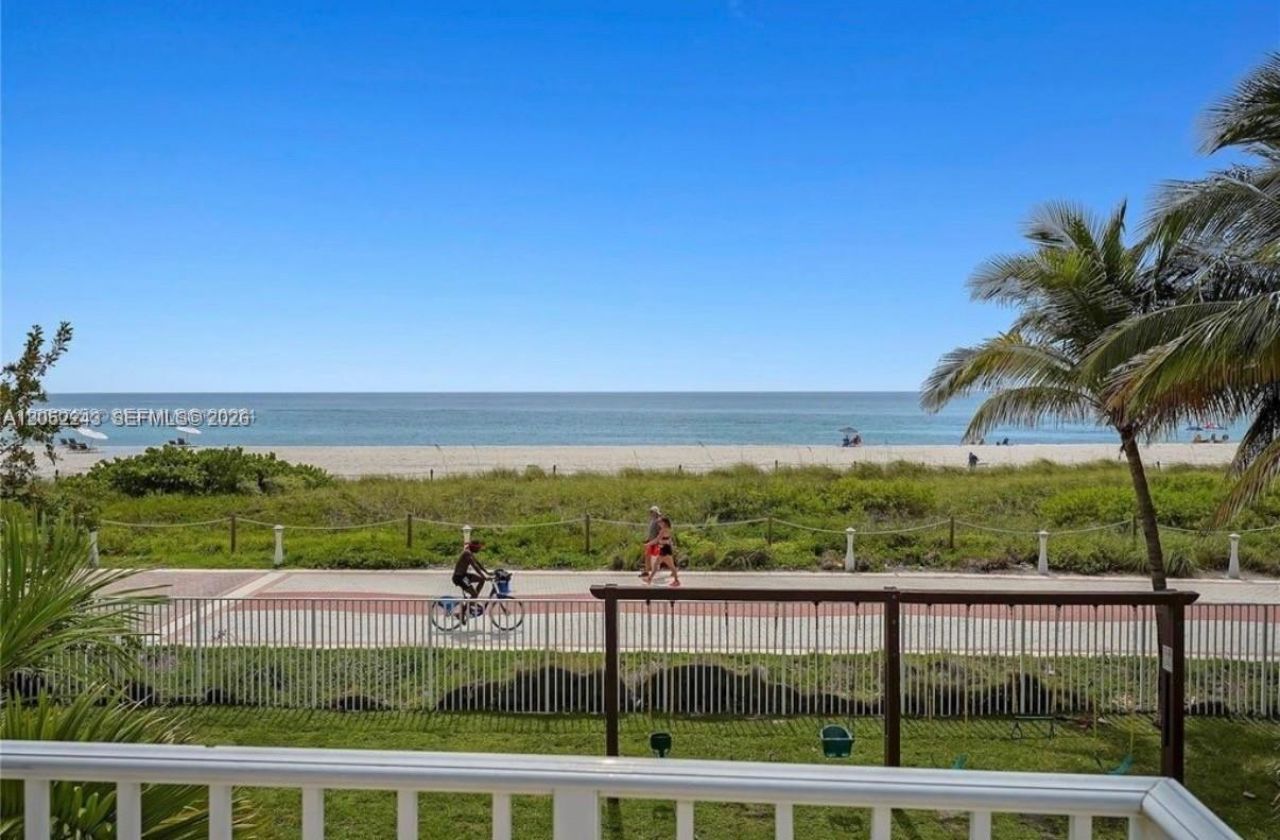 4747 Collins Ave , Unit 708, Miami Beach, FL 33140 Photo