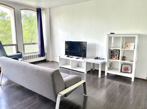 Main Photo