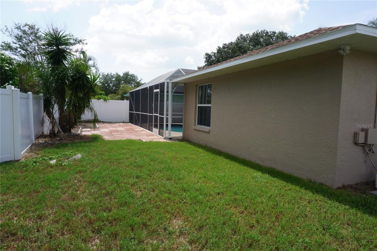 6708 66th Avenue E, Bradenton, FL 34203 Photo