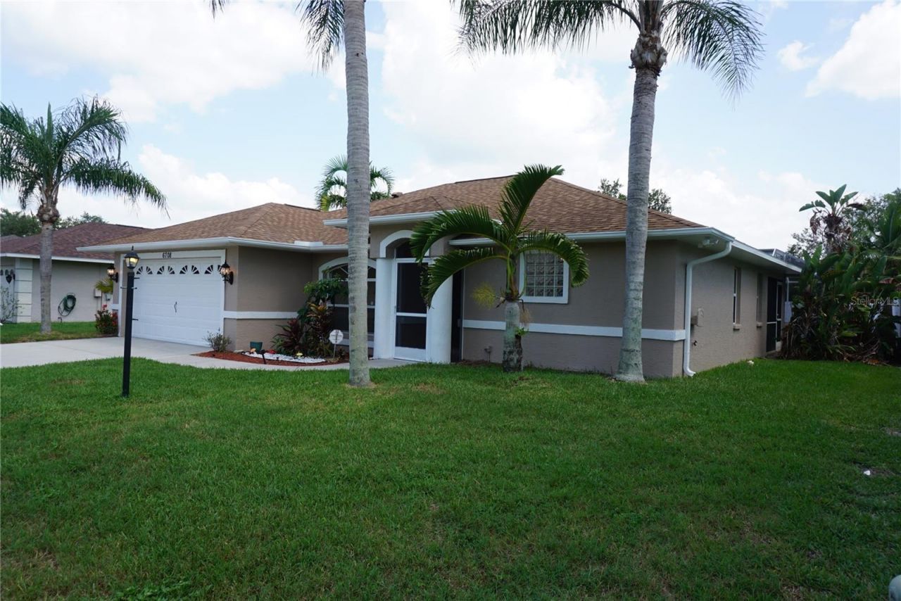 6708 66th Avenue E, Bradenton, FL 34203 Photo