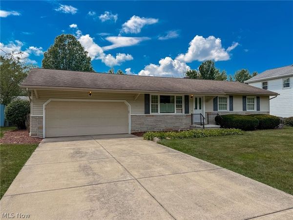 3504 Orchard Hill Drive, Canfield, OH 44406