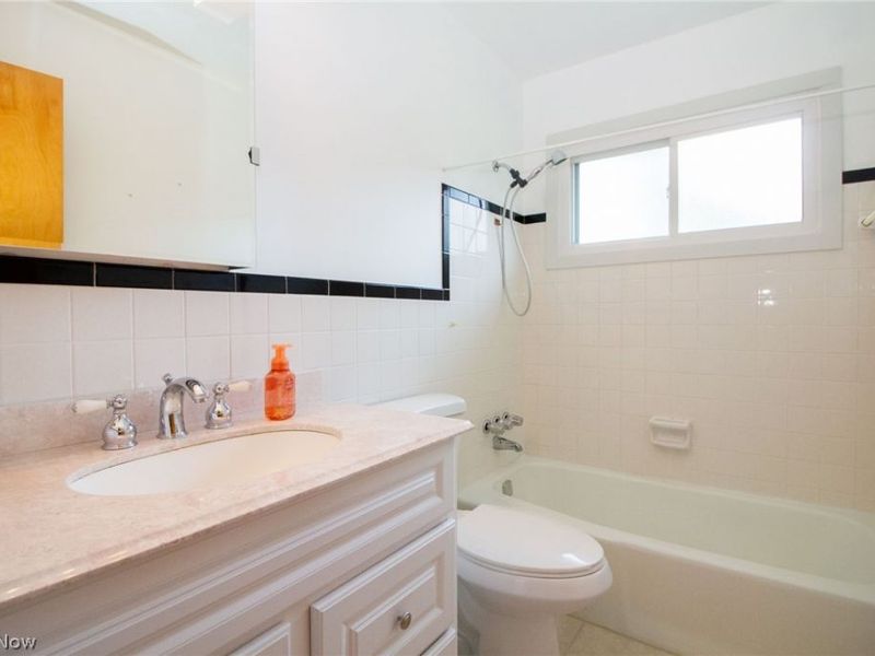 3504 Orchard Hill Drive, Canfield, OH 44406 Photo 13