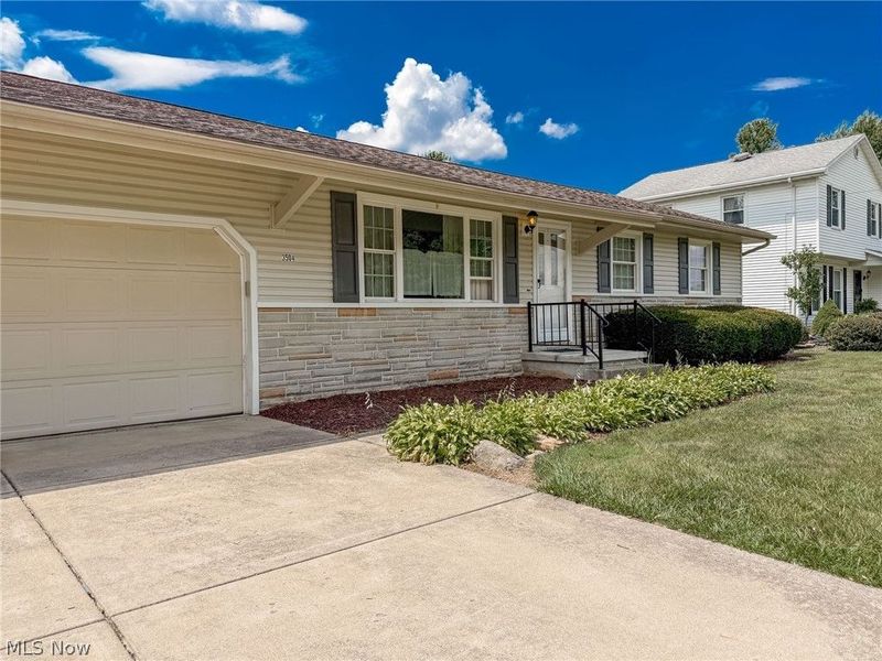 3504 Orchard Hill Drive, Canfield, OH 44406 Photo 2