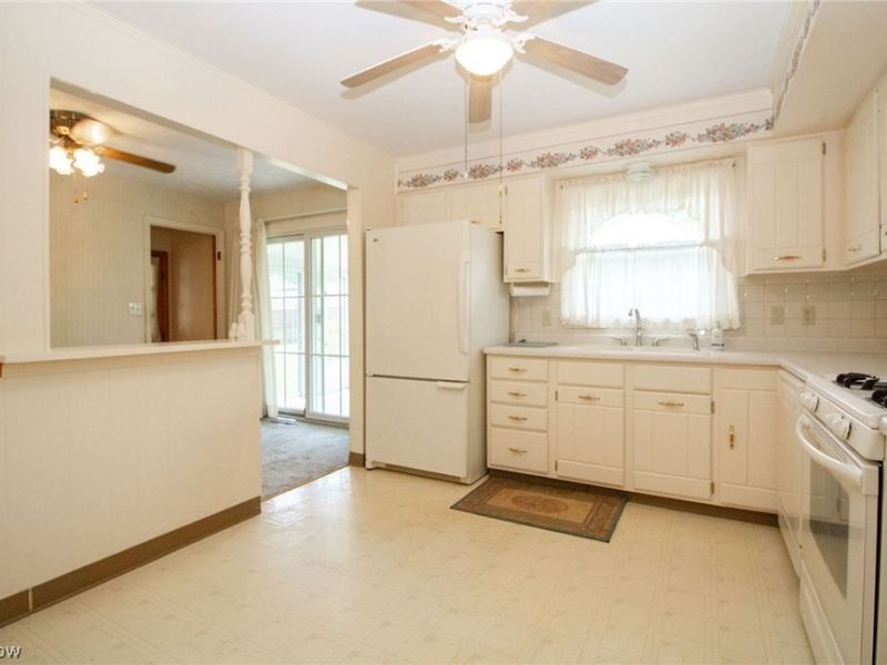 3504 Orchard Hill Drive, Canfield, OH 44406 Photo 9