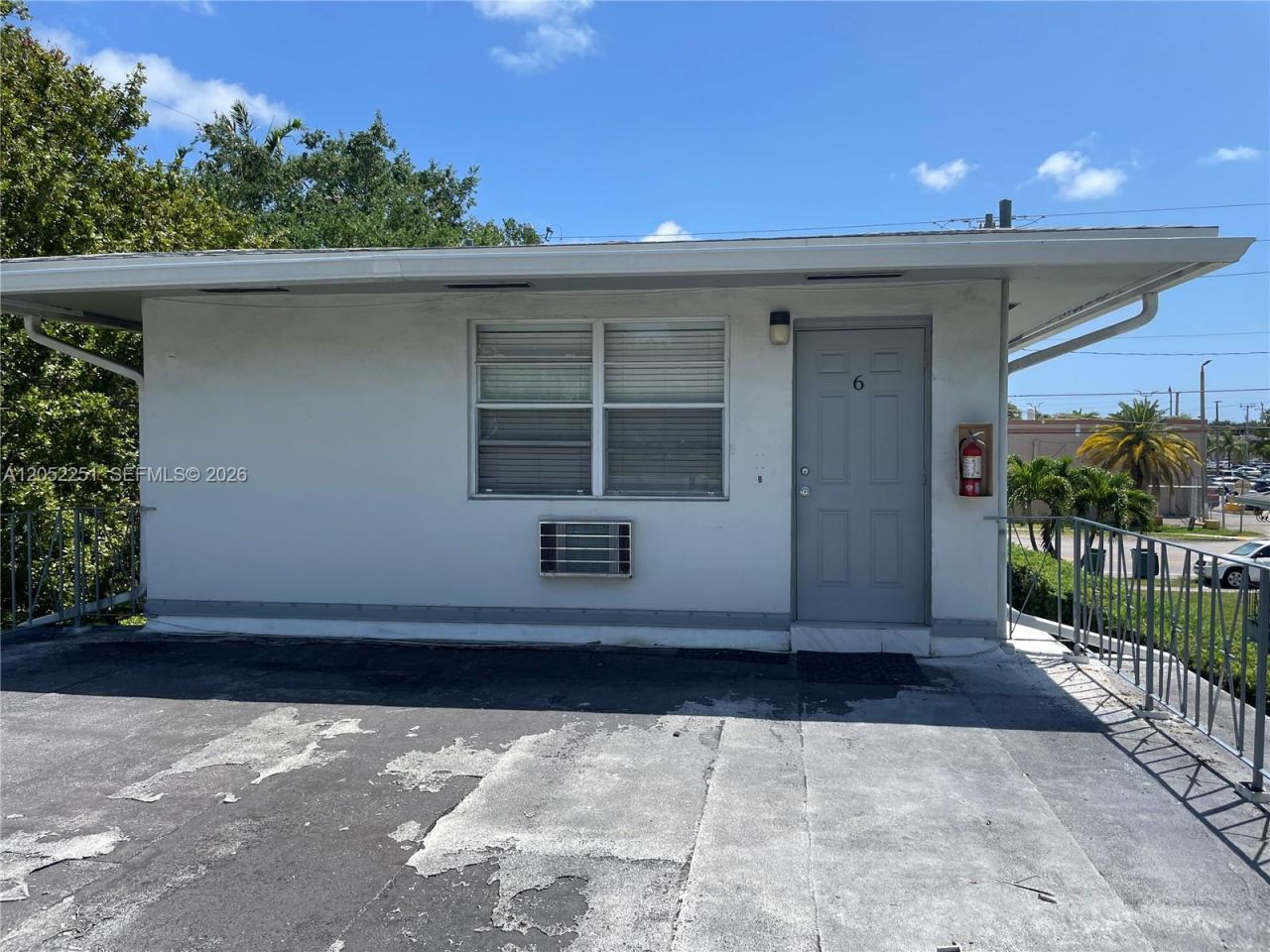 11890 NE 16th Ave, Unit 6, Miami, FL 33161 Photo