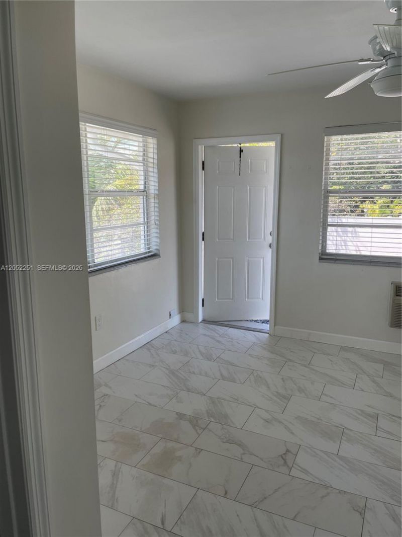 11890 NE 16th Ave, Unit 6, Miami, FL 33161 Photo