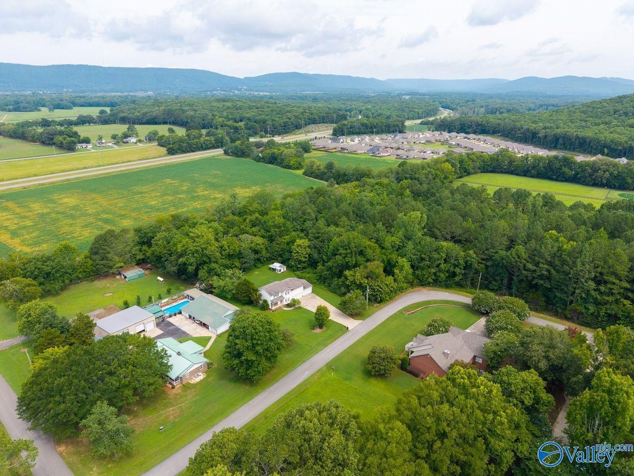 4.1 Acres Brawley Drive, Owens Cross Roads, AL 35763 Main Photo