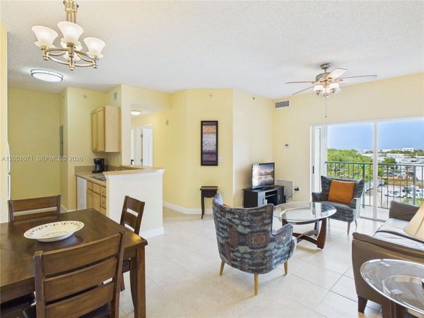 6001 SW 70th St , Unit 502, South Miami, FL 33143