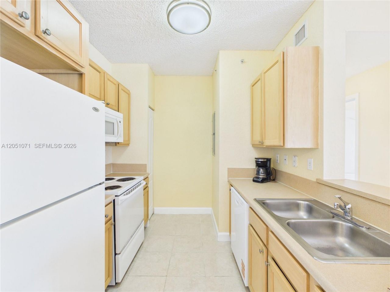 6001 SW 70th St , Unit 502, South Miami, FL 33143 Photo