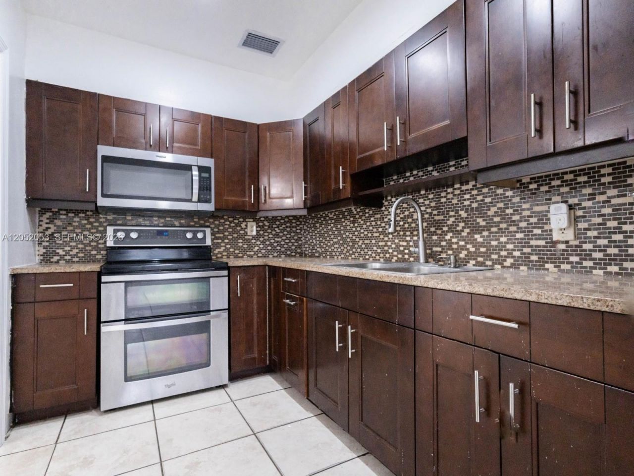 1600 NW 29th Ave , Miami, FL 33125 Photo