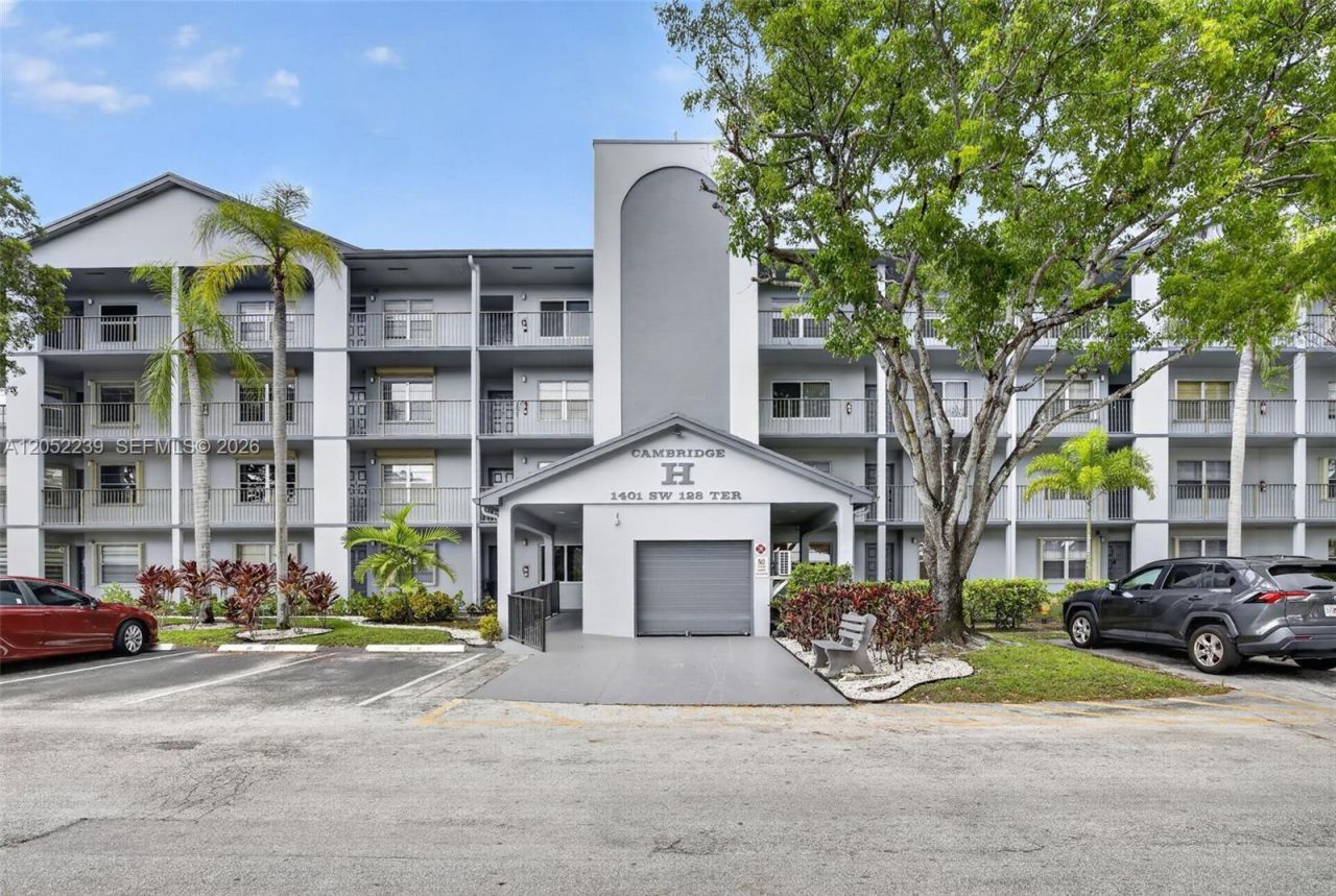 Please Call For Address, Unit 108H, Pembroke Pines, FL 33027 Photo