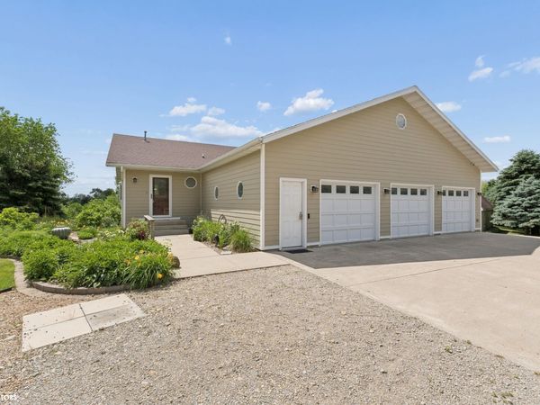 4055 A 235th Street, Clear Lake, IA 50428