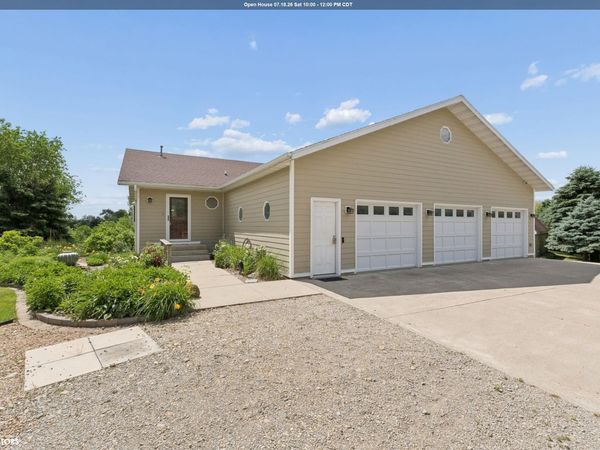4055 A 235th Street, Clear Lake, IA 50428