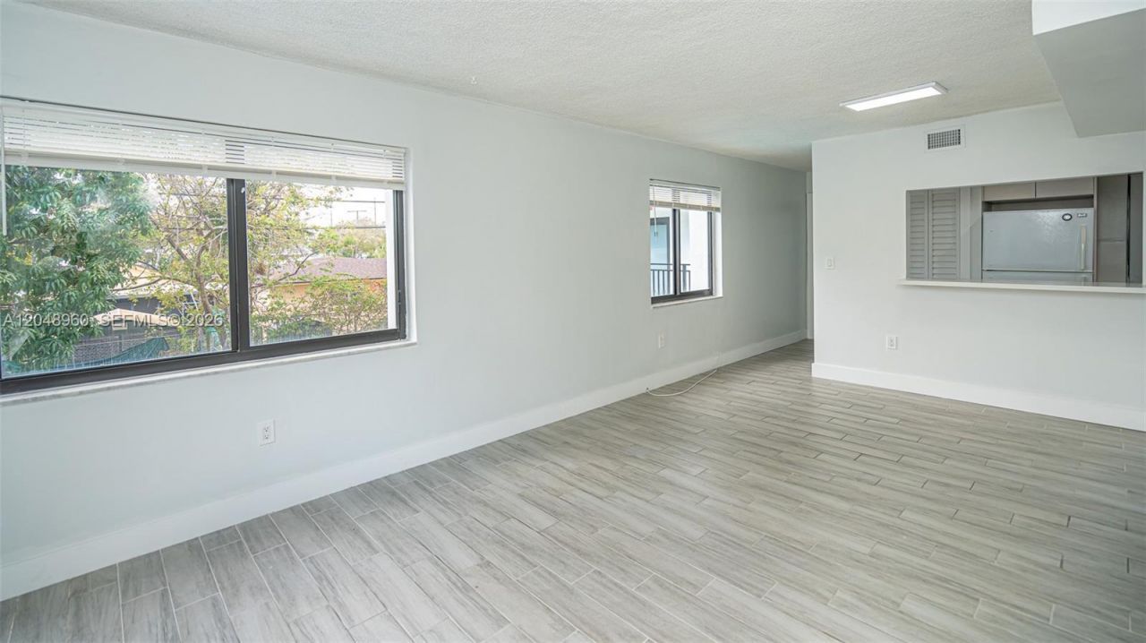 810 Salzedo St , Unit 15, Coral Gables, FL 33134 Photo