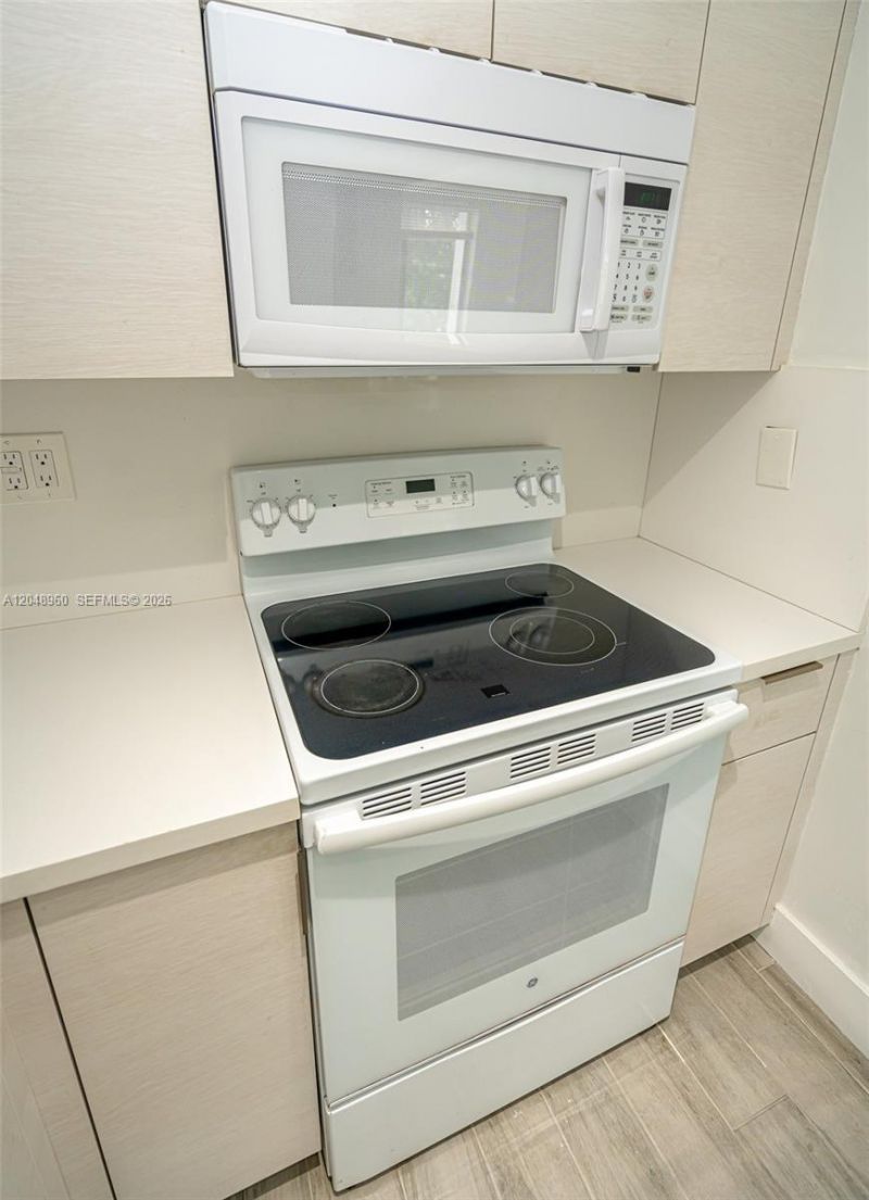 810 Salzedo St , Unit 15, Coral Gables, FL 33134 Photo