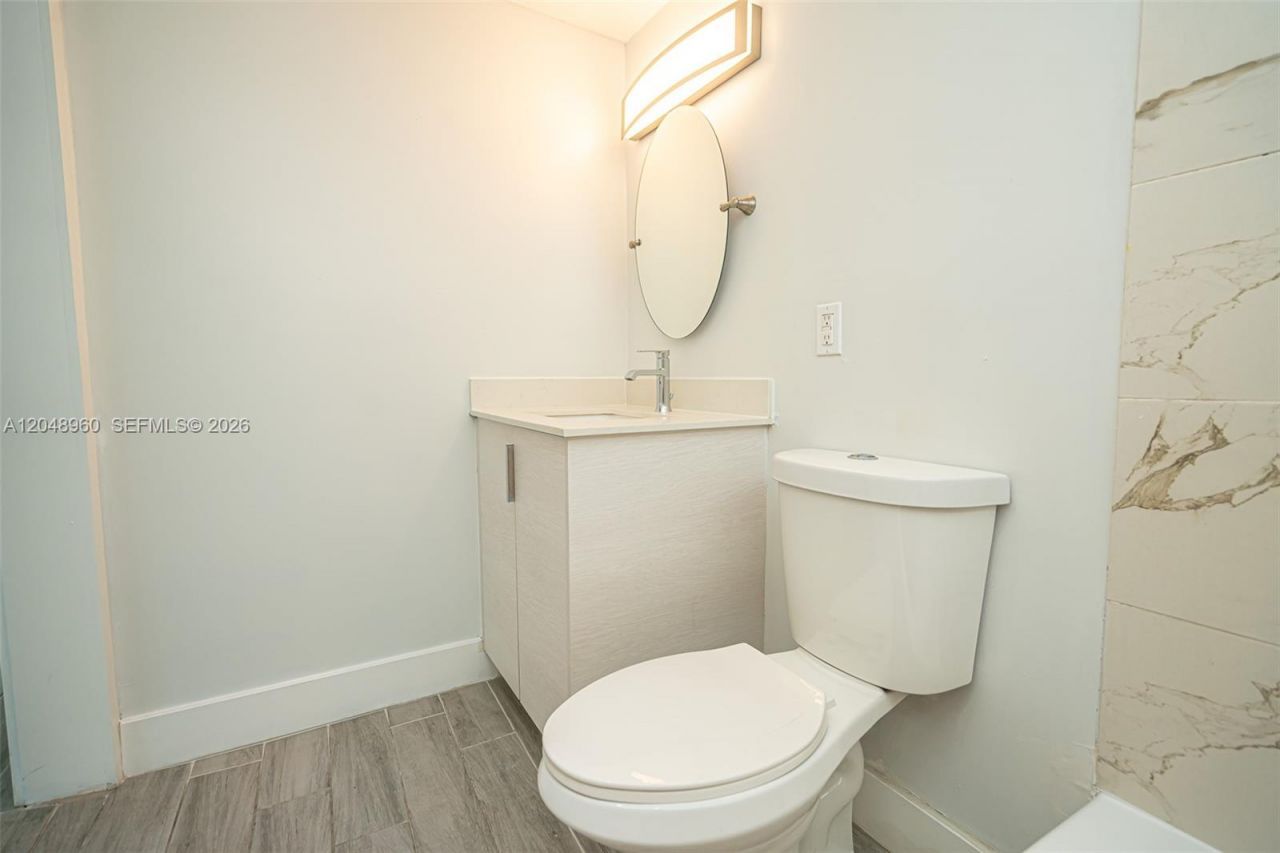 810 Salzedo St , Unit 15, Coral Gables, FL 33134 Photo