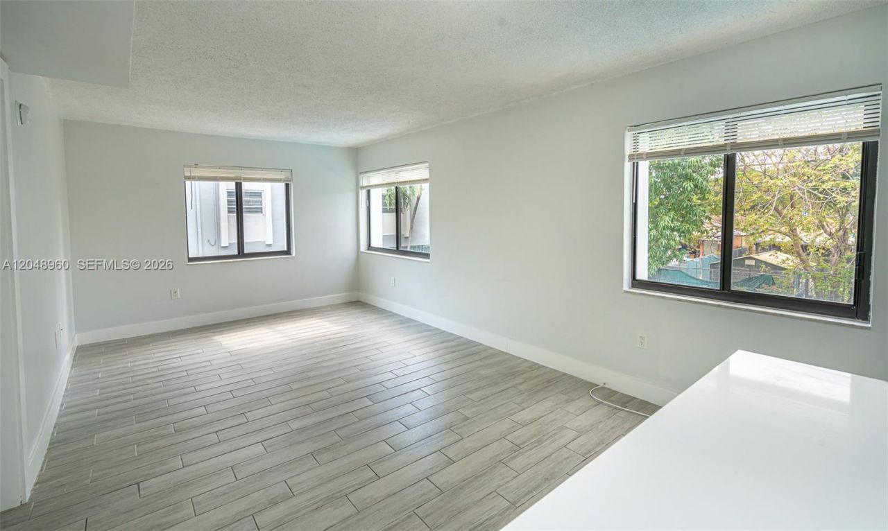 810 Salzedo St , Unit 15, Coral Gables, FL 33134 Photo