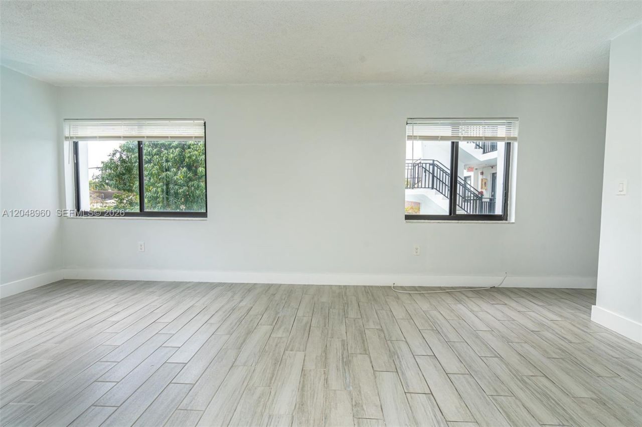 810 Salzedo St , Unit 15, Coral Gables, FL 33134 Photo