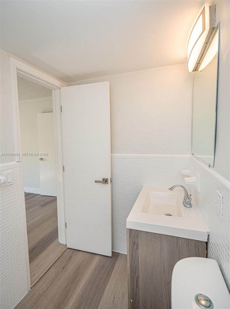810 Salzedo St , Unit 10, Coral Gables, FL 33134 Photo