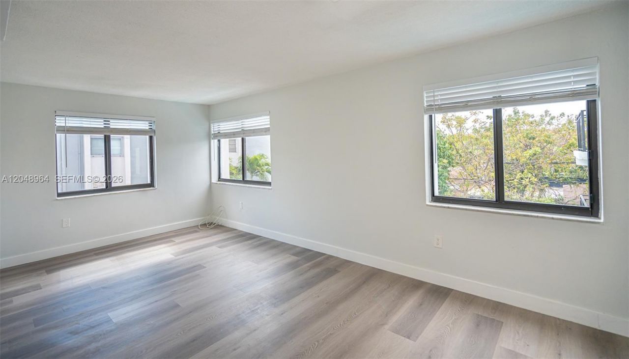 810 Salzedo St , Unit 10, Coral Gables, FL 33134 Photo
